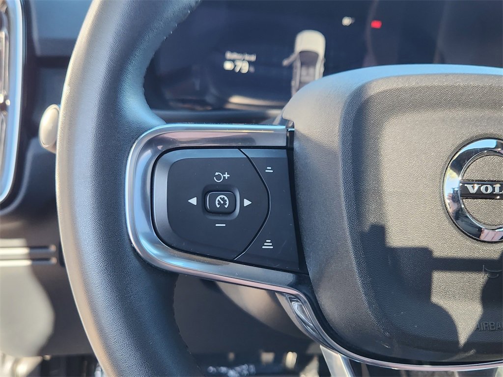 Used 2023 Volvo C40 P8 Recharge Ultimate image 9