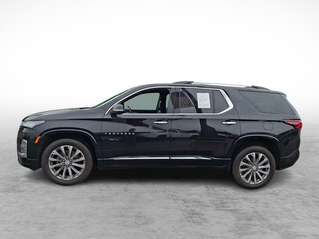 Used 2023 Chevrolet Traverse Premier AWD/4WD image 2