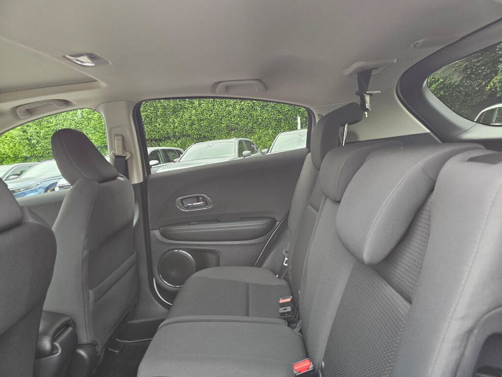 Used 2021 Honda HR-V EX image 19