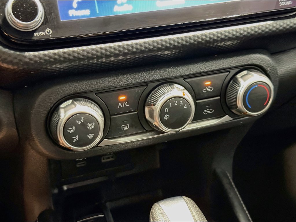 Used 2023 Nissan Kicks SV FWD image 16