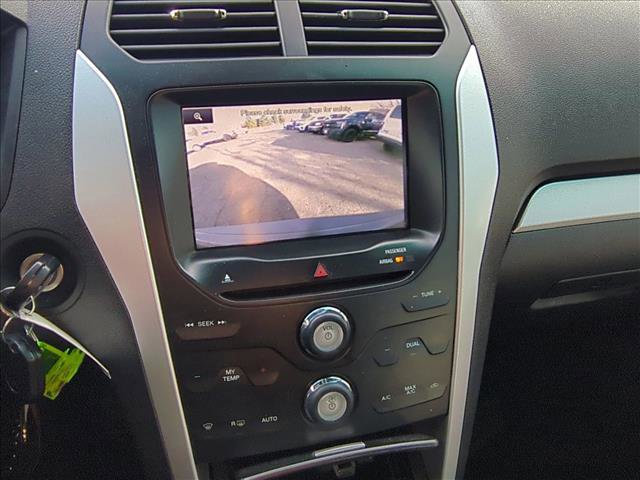 Used 2013 Ford Explorer XLT image 12