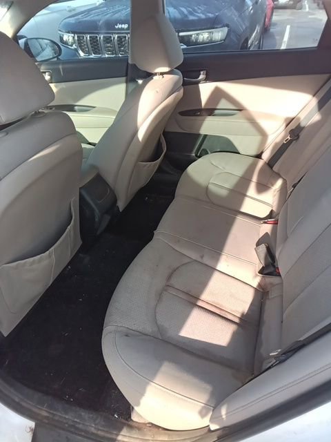 Used 2017 Kia Optima LX FWD image 12