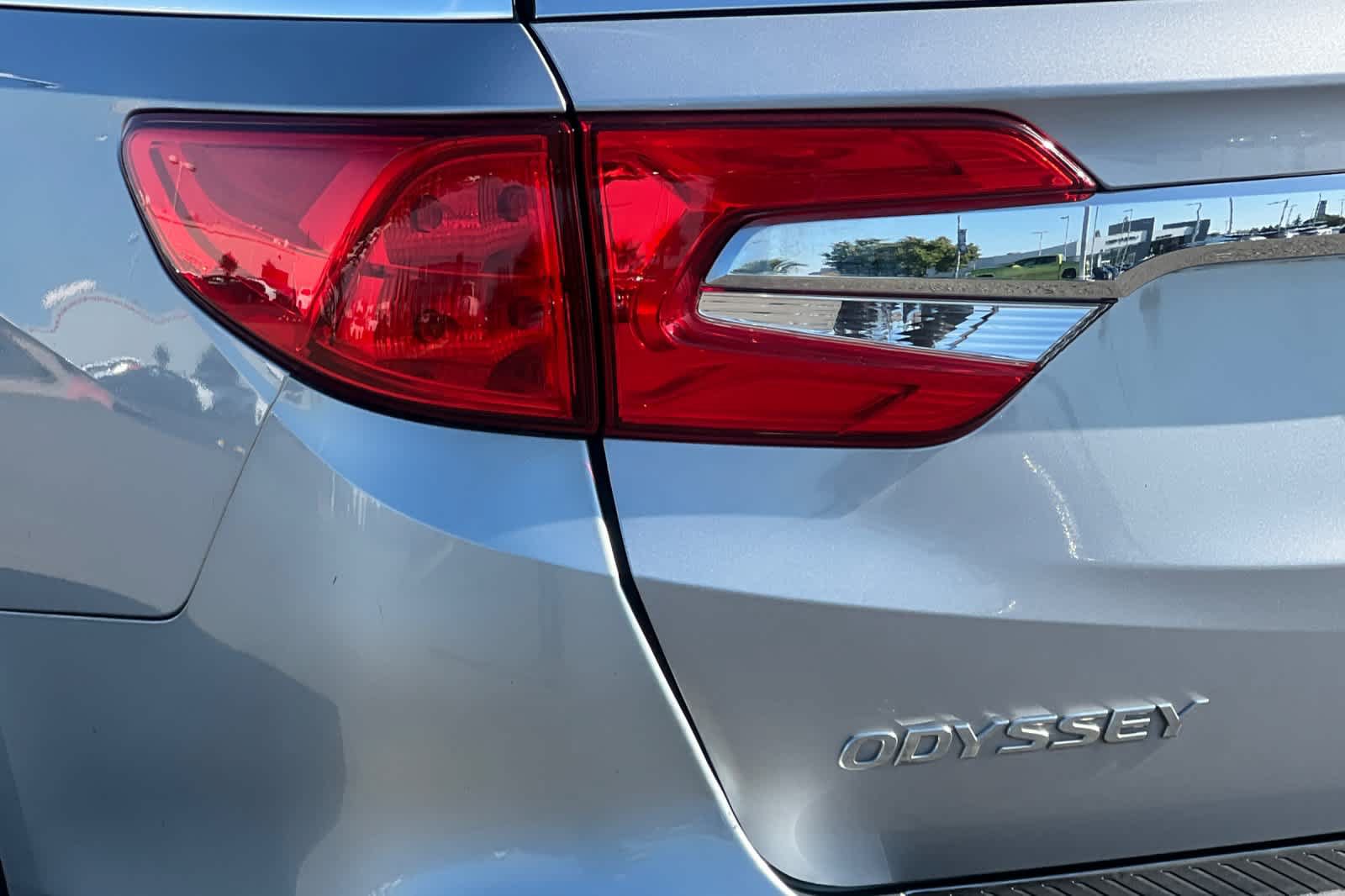 Used 2020 Honda Odyssey EX image 32