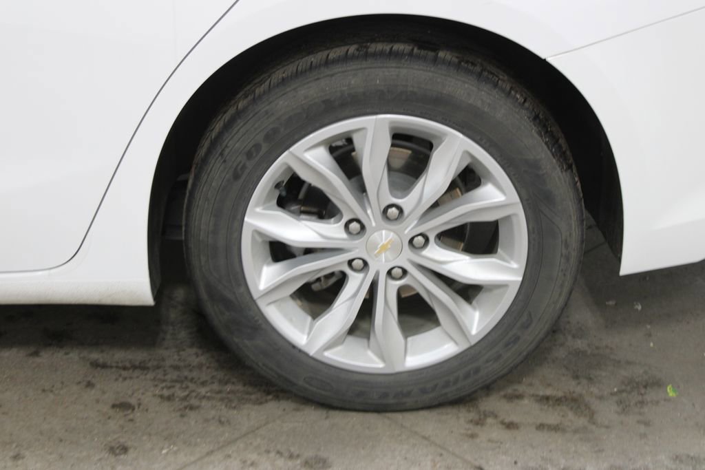 Used 2024 Chevrolet Malibu LT image 44