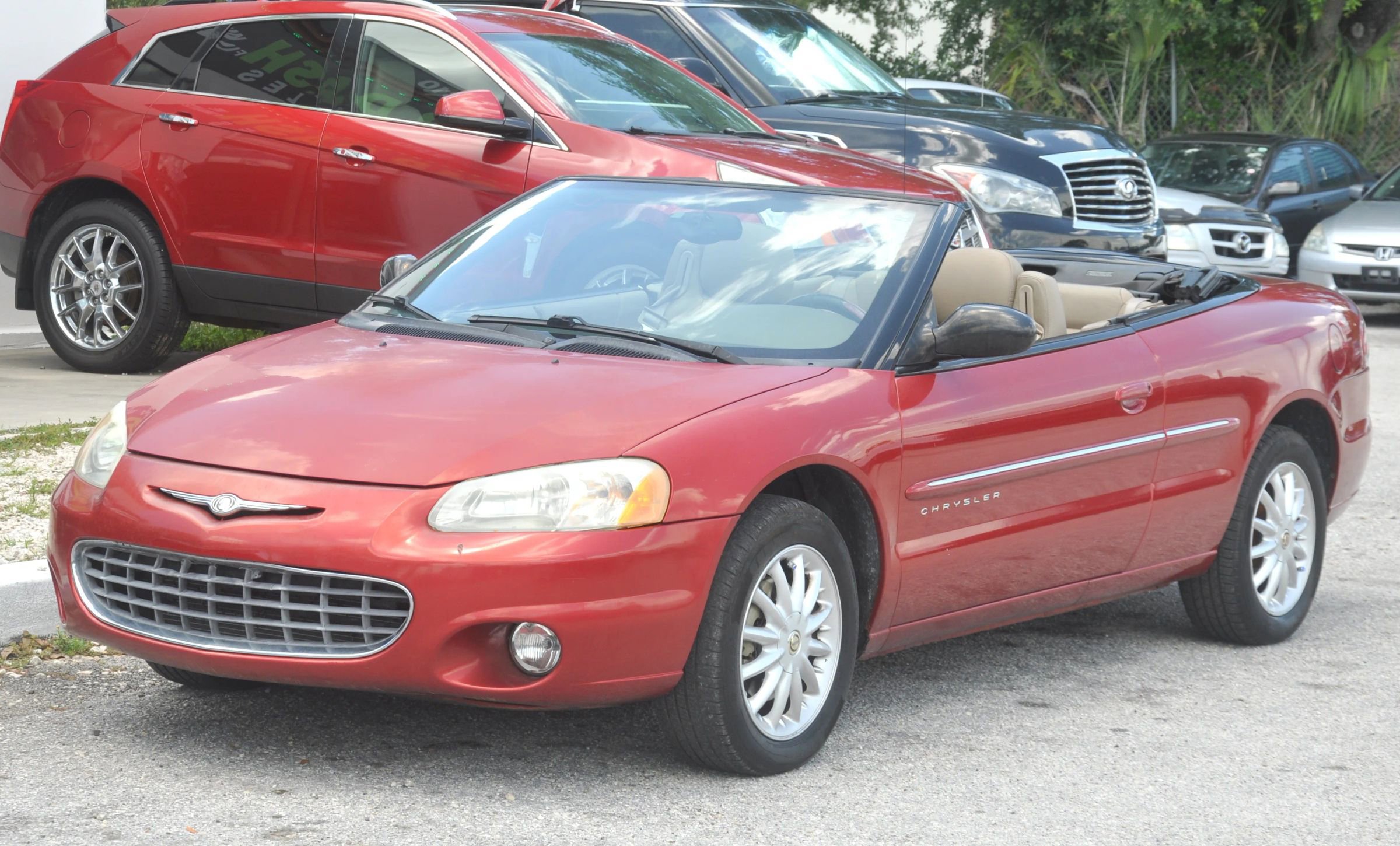 Used 2001 Chrysler Sebring LXi FWD image 4