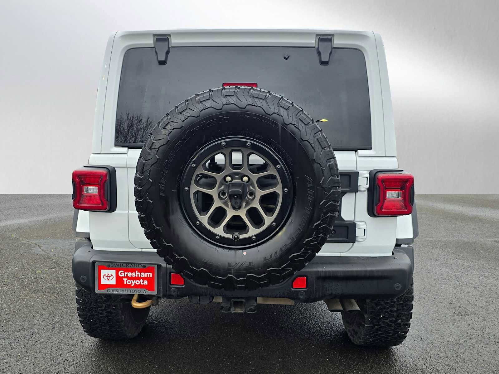 Used 2023 Jeep Wrangler Unlimited Rubicon 392 AWD/4WD image 5