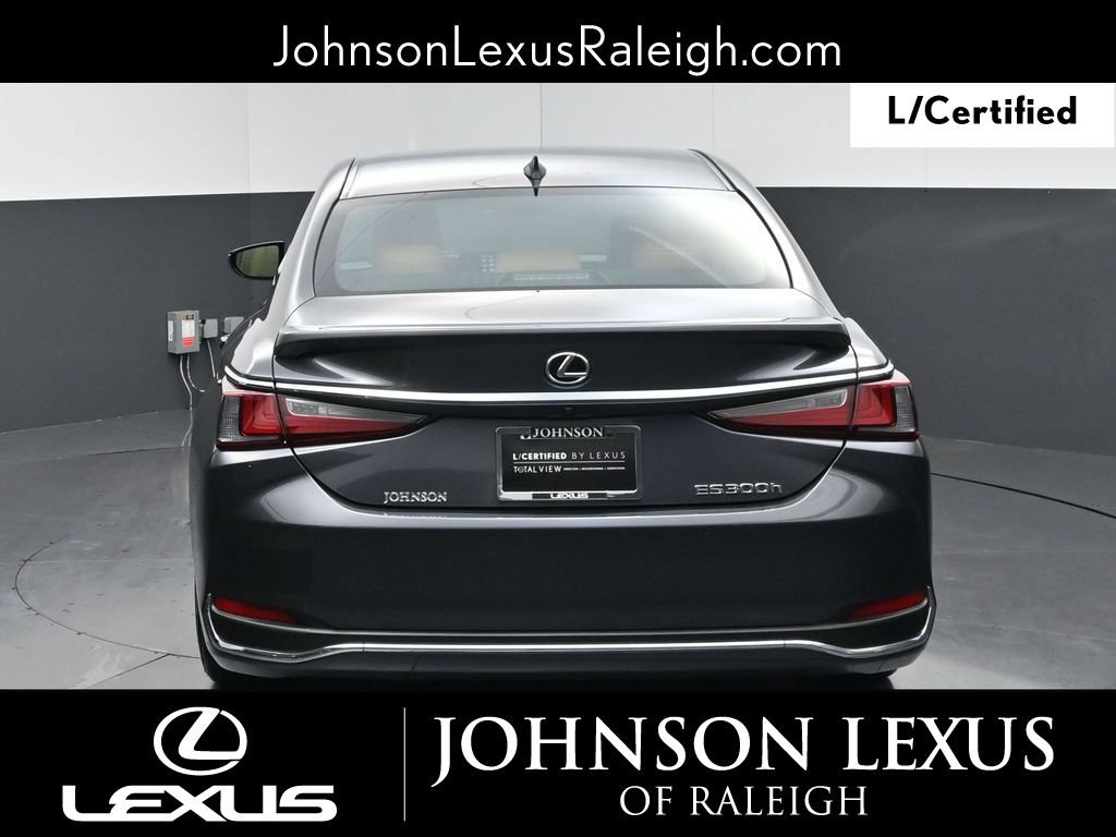 Certified 2025 Lexus ES 300h Ultra Luxury FWD image 8