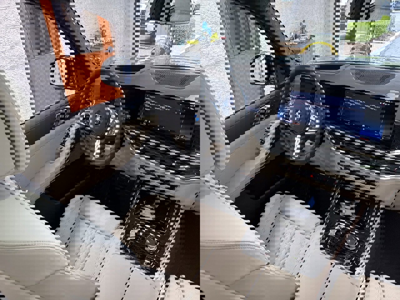 New 2026 BMW X7 xDrive40i w/ M Sport Package image 54