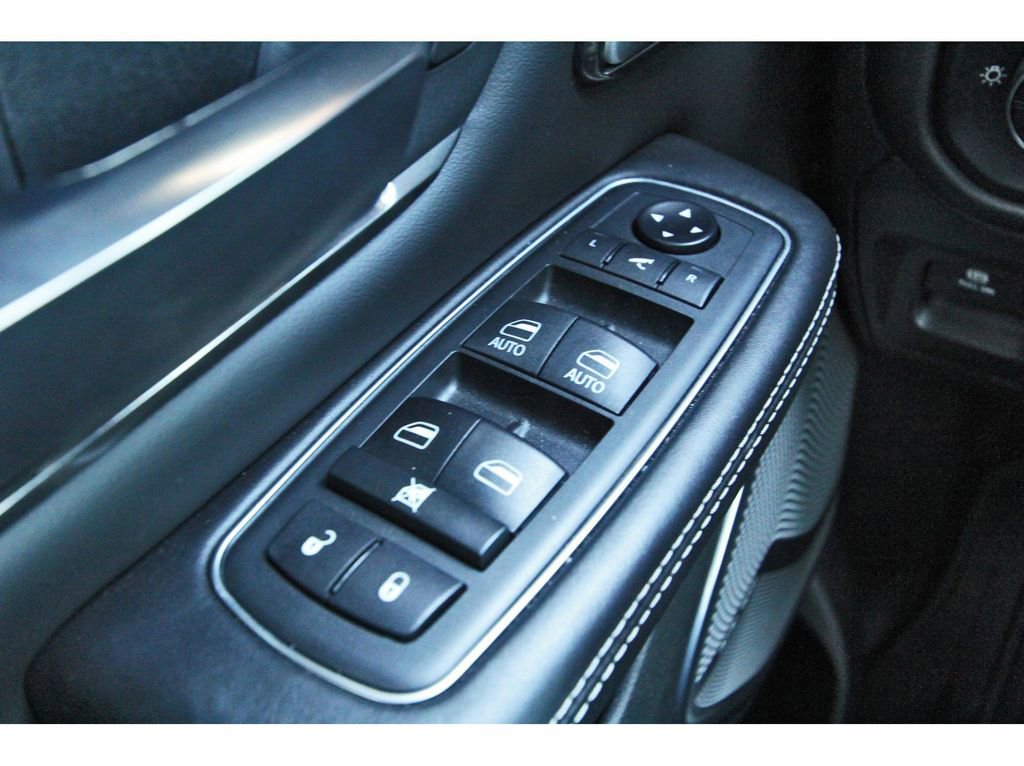 Used 2020 RAM 1500 Limited image 20