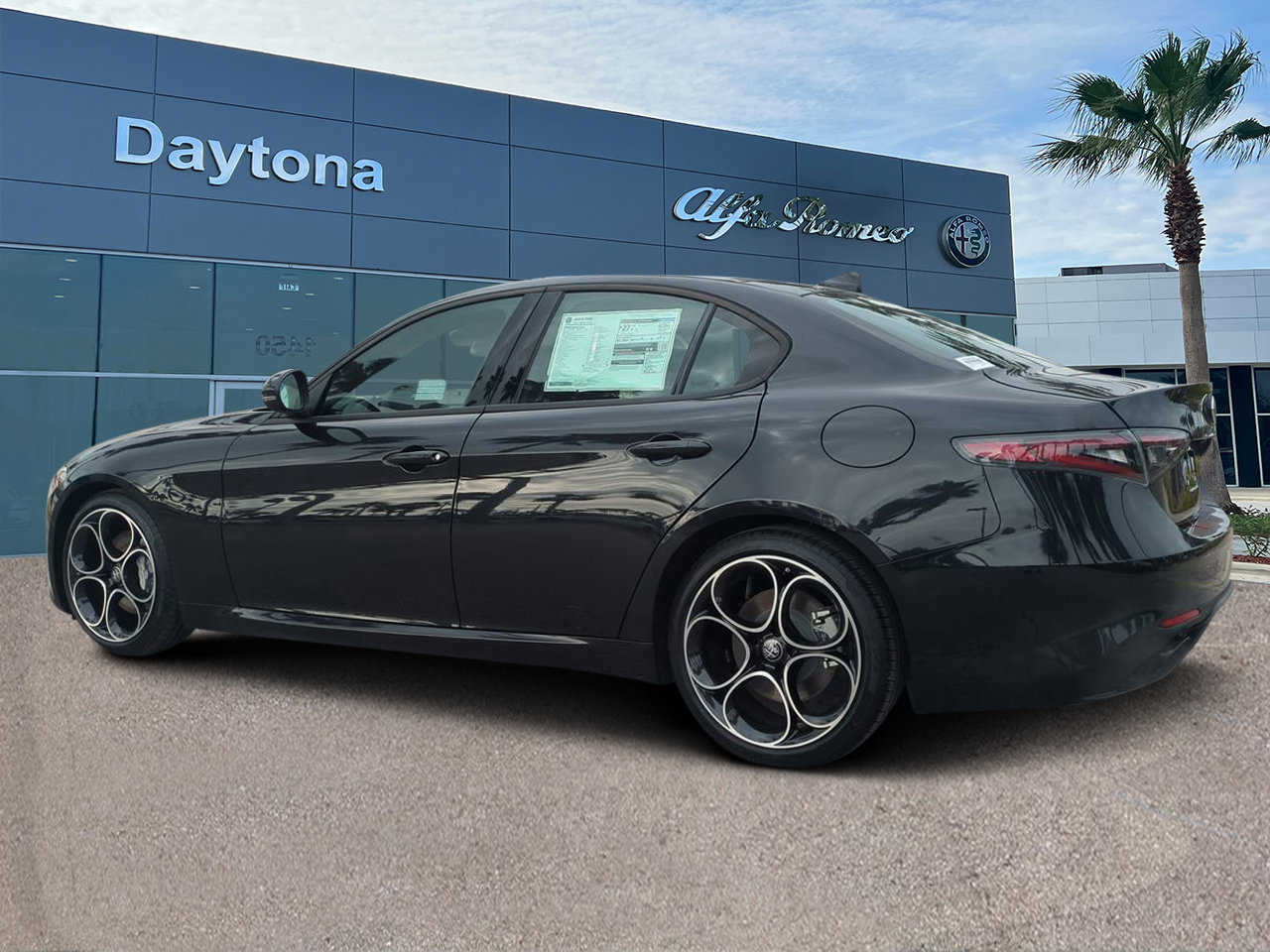 New 2025 Alfa Romeo Giulia w/ Driving Assist Package RWD image 5