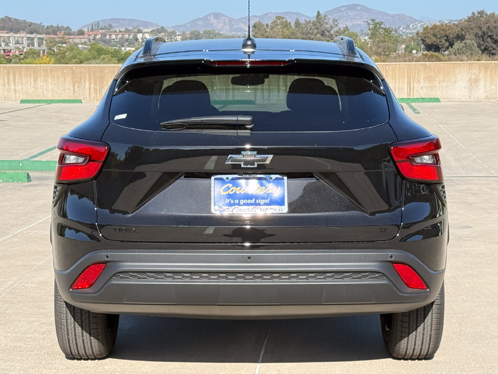 New 2026 Chevrolet Trax LT w/ Driver Confidence Package FWD image 7