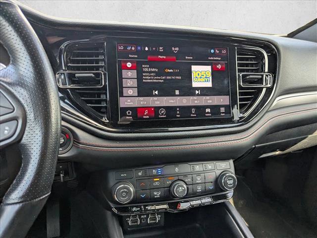 Used 2024 Dodge Durango GT RWD image 9