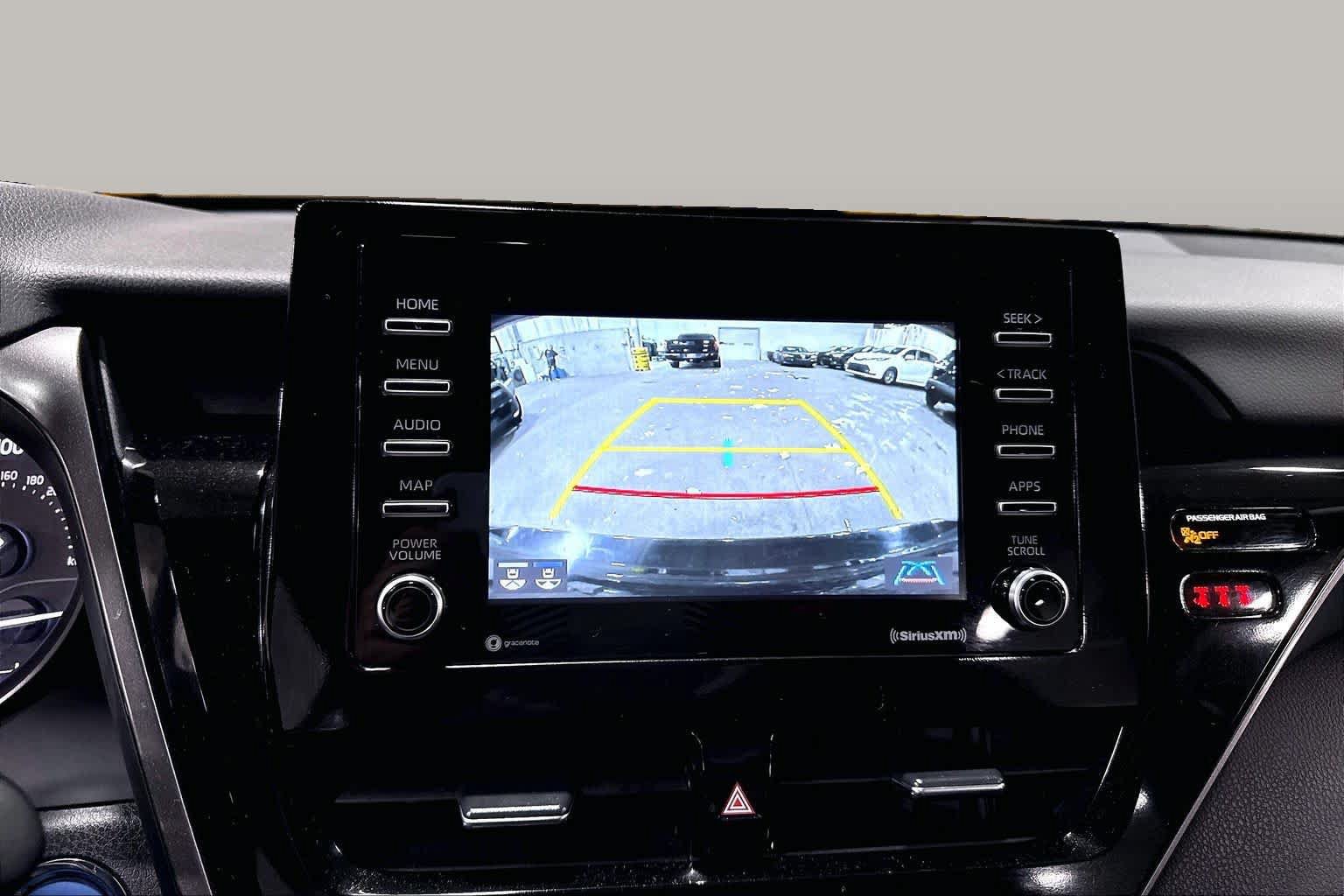 Used 2024 Toyota Camry SE w/ Convenience Package FWD image 27