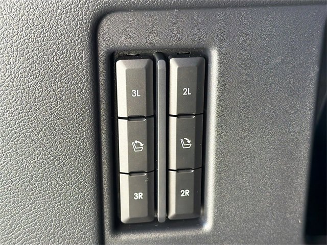 Used 2024 Lincoln Navigator Reserve image 13