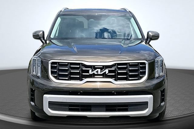 Used 2025 Kia Telluride S AWD/4WD image 2