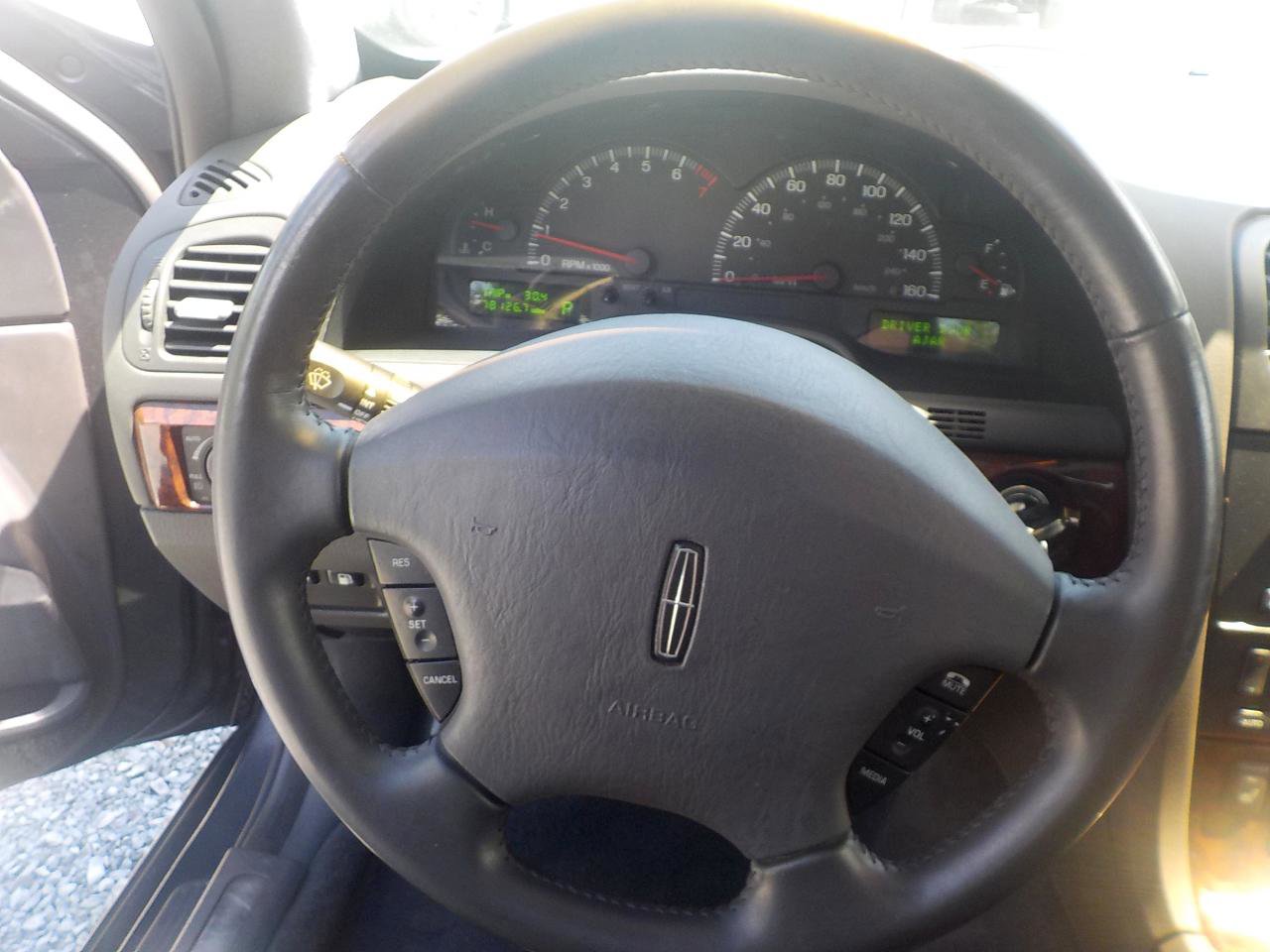 Used 2000 Lincoln LS RWD image 11