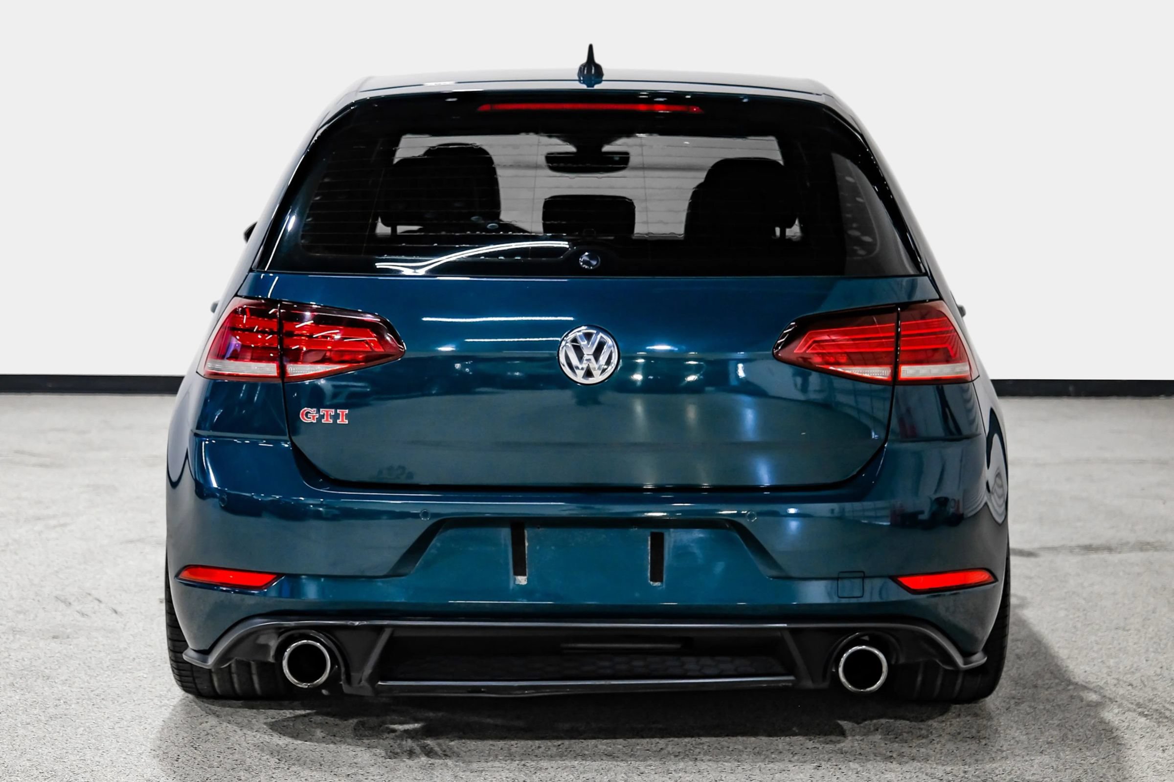 Used 2019 Volkswagen GTI S FWD image 7