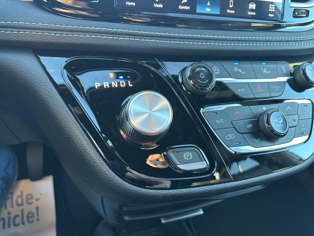 New 2026 Chrysler Pacifica Select FWD image 72