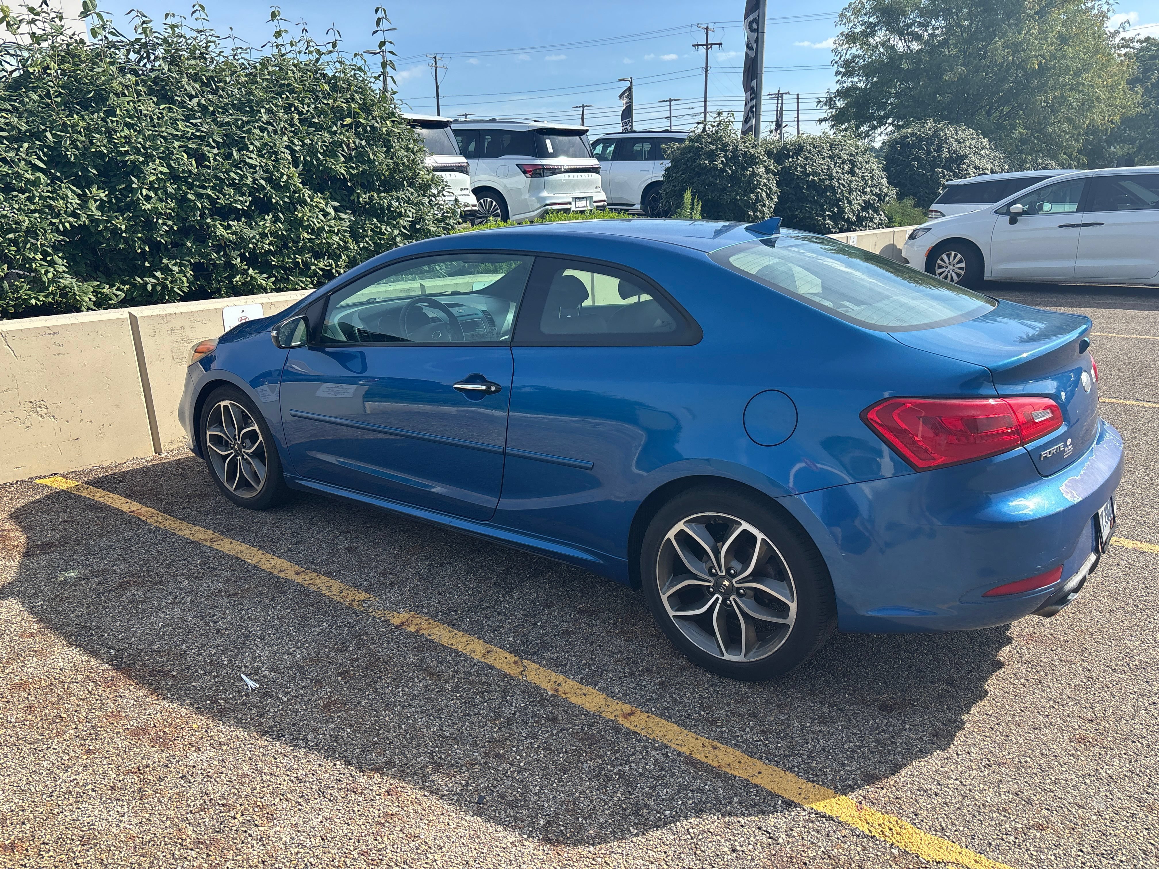 Used 2014 Kia Forte Koup SX FWD image 4