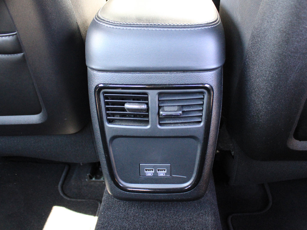 Used 2020 Dodge Charger R/T w/ Blacktop Package RWD image 31