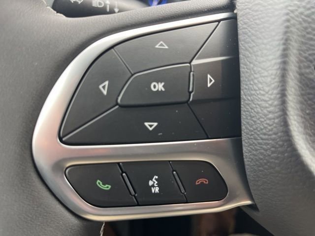 New 2026 Chrysler Pacifica Select image 16