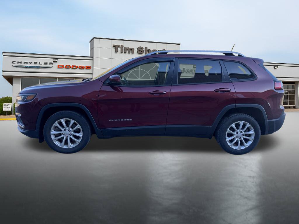 Used 2021 Jeep Cherokee Latitude FWD image 2