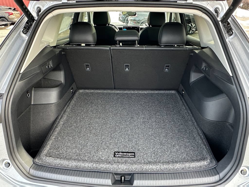 New 2026 Volkswagen Tiguan SE AWD/4WD image 23