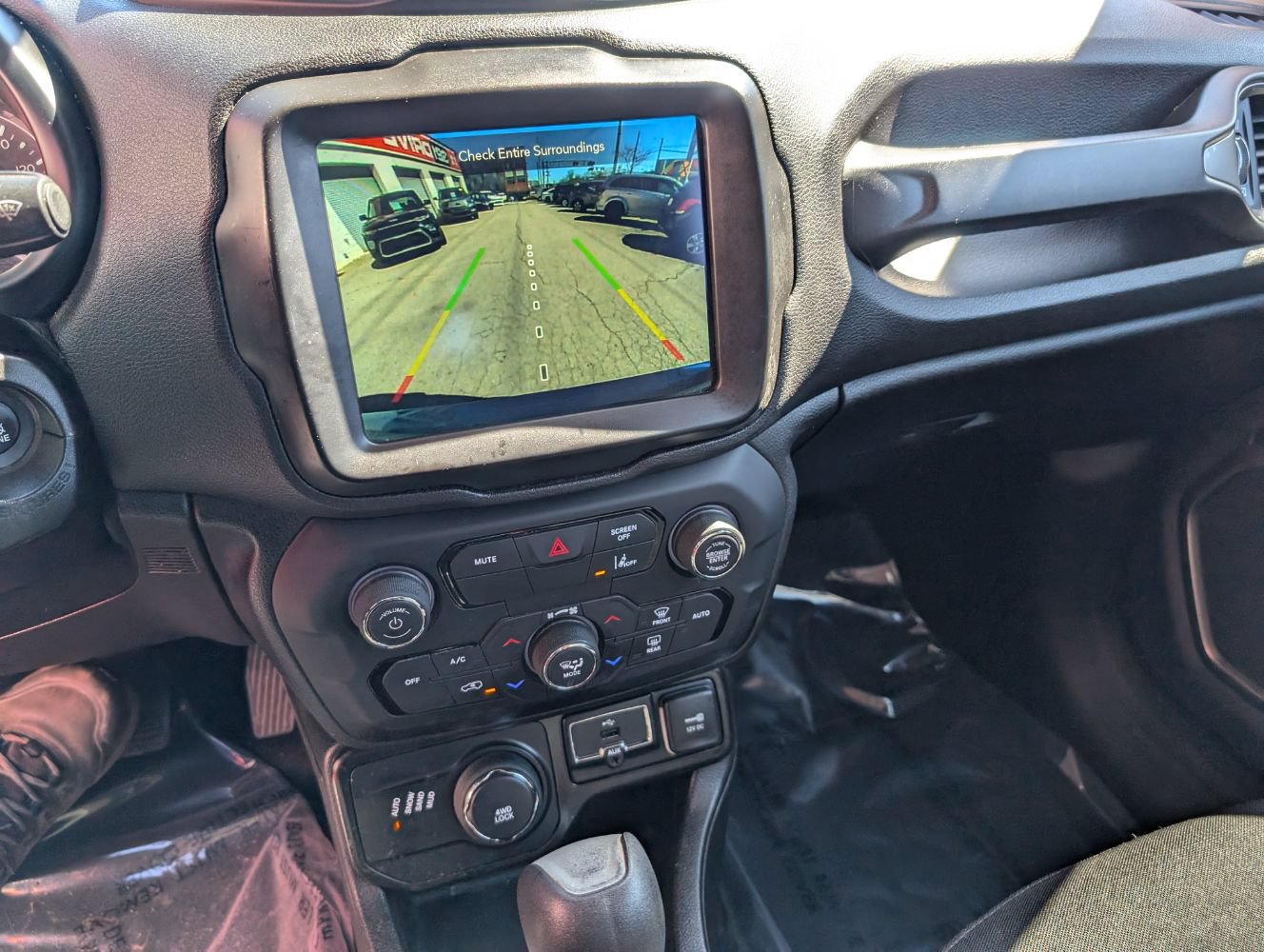 Used 2022 Jeep Renegade Sport AWD/4WD image 23