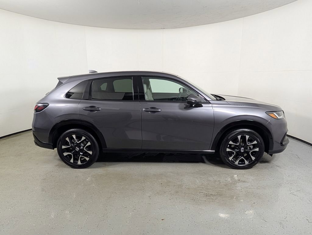 Used 2026 Honda HR-V EX-L image 9
