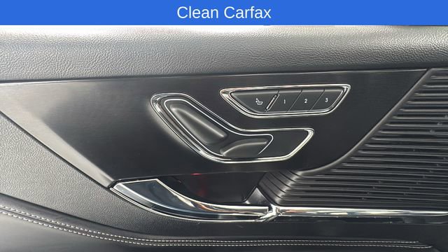 Used 2022 Lincoln Corsair Reserve image 11