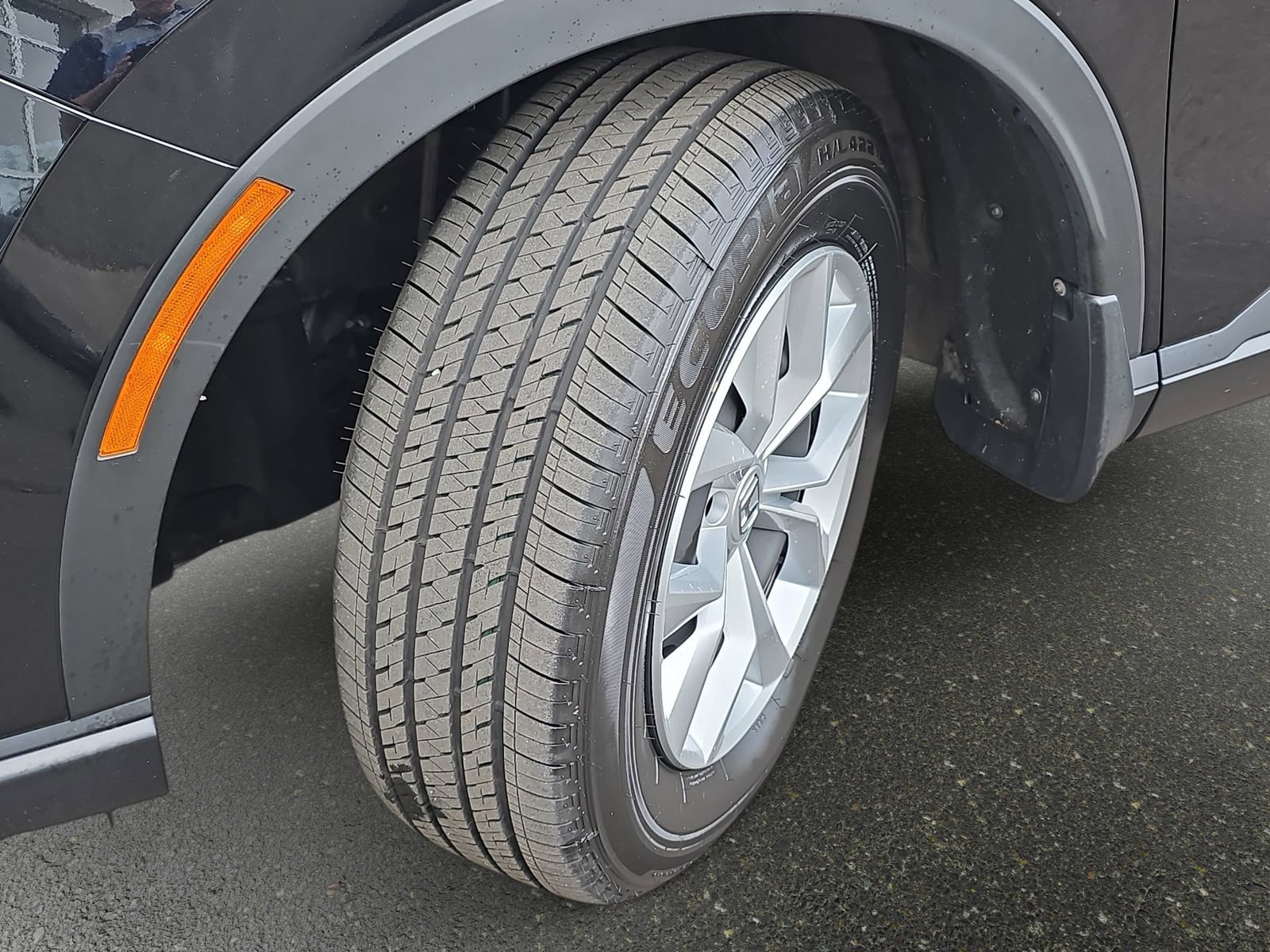 Used 2024 Honda CR-V LX image 31