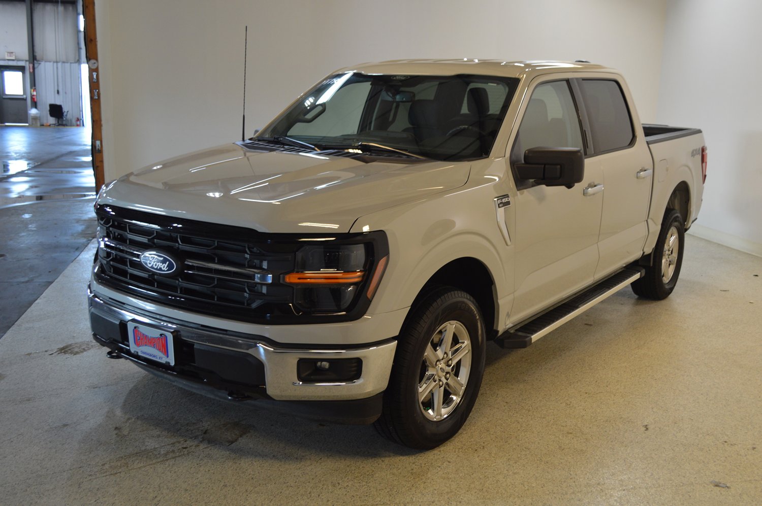 Used 2024 Ford F150 XLT image 7
