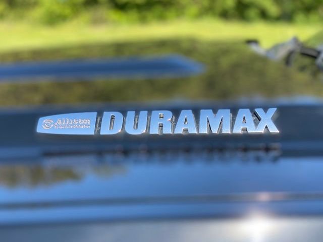 Used 2018 GMC Sierra 2500 Denali w/ Duramax Plus Package AWD/4WD image 11