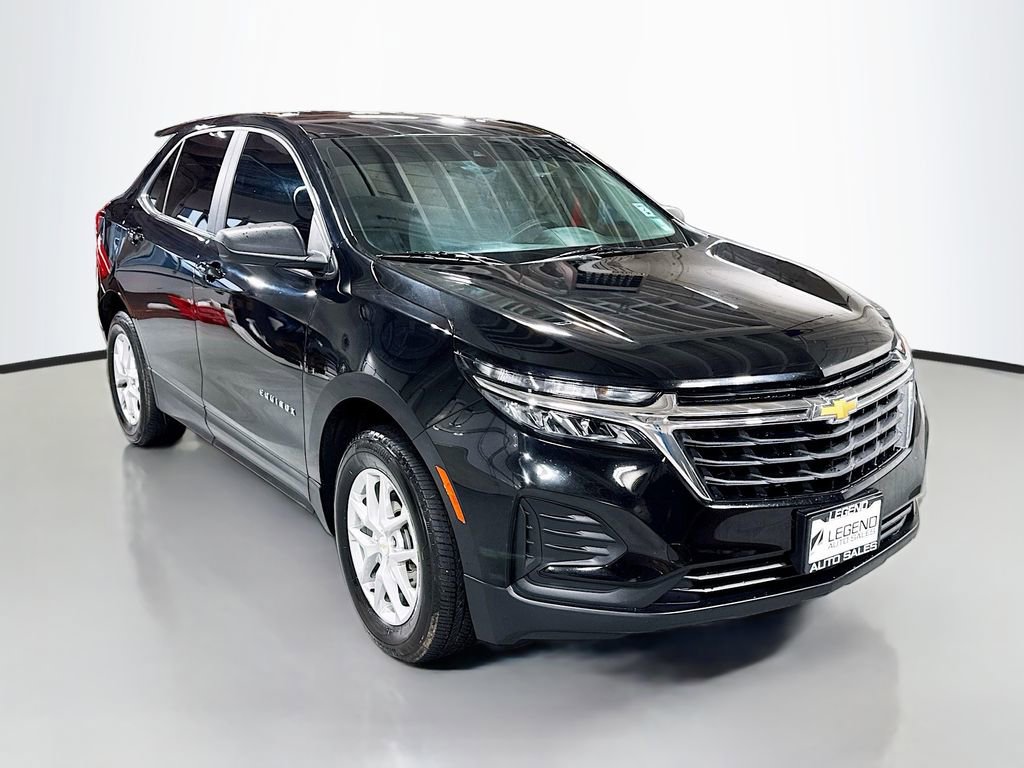 Used 2023 Chevrolet Equinox LS image 3
