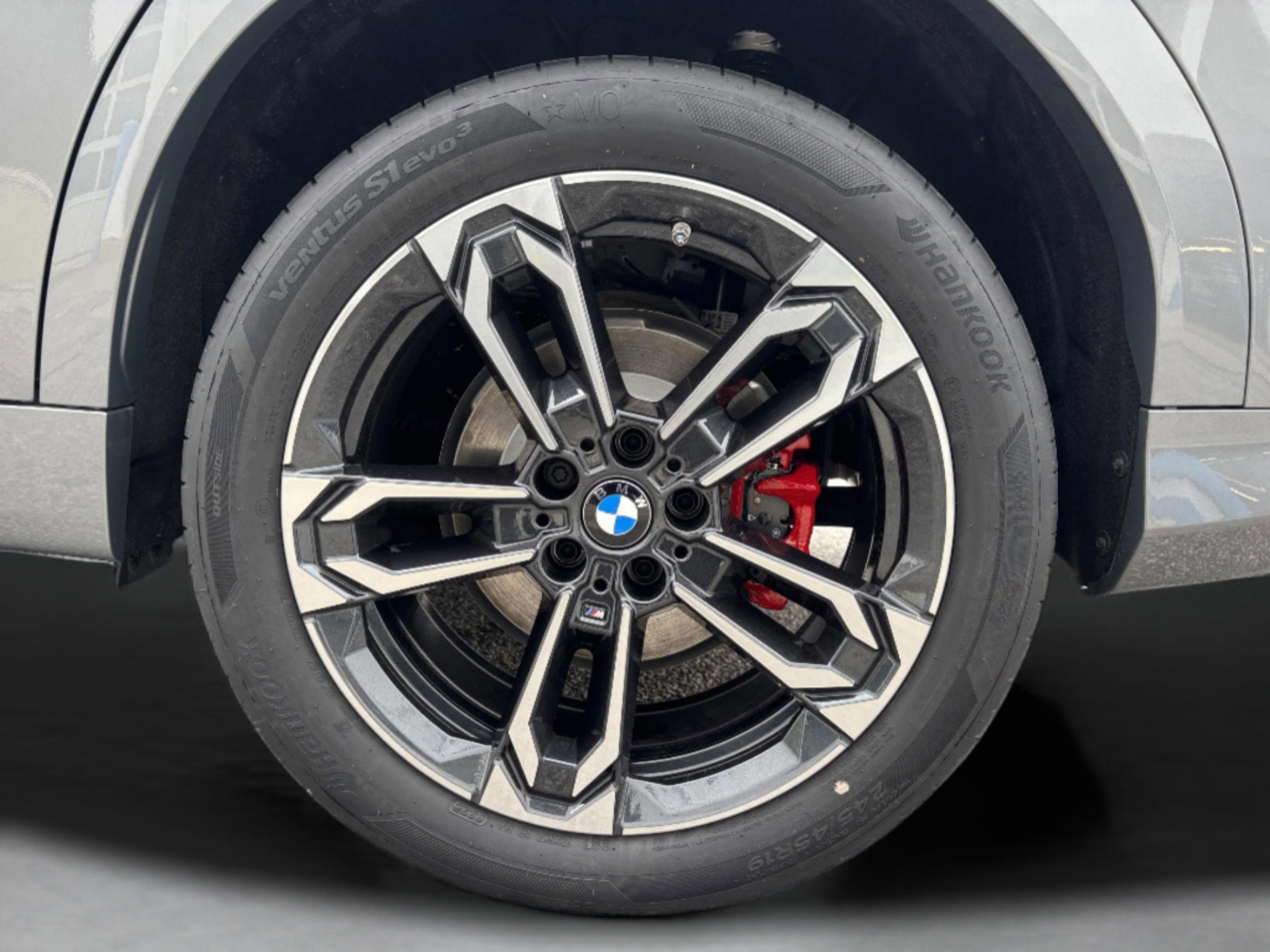 Used 2026 BMW X2 xDrive28i w/ Technology Package AWD/4WD image 34
