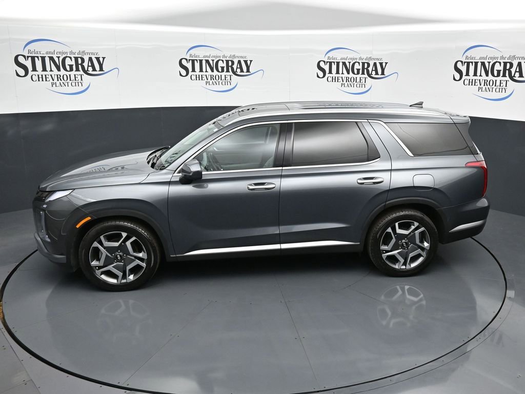 Used 2024 Hyundai Palisade SEL w/ Premium Package image 12