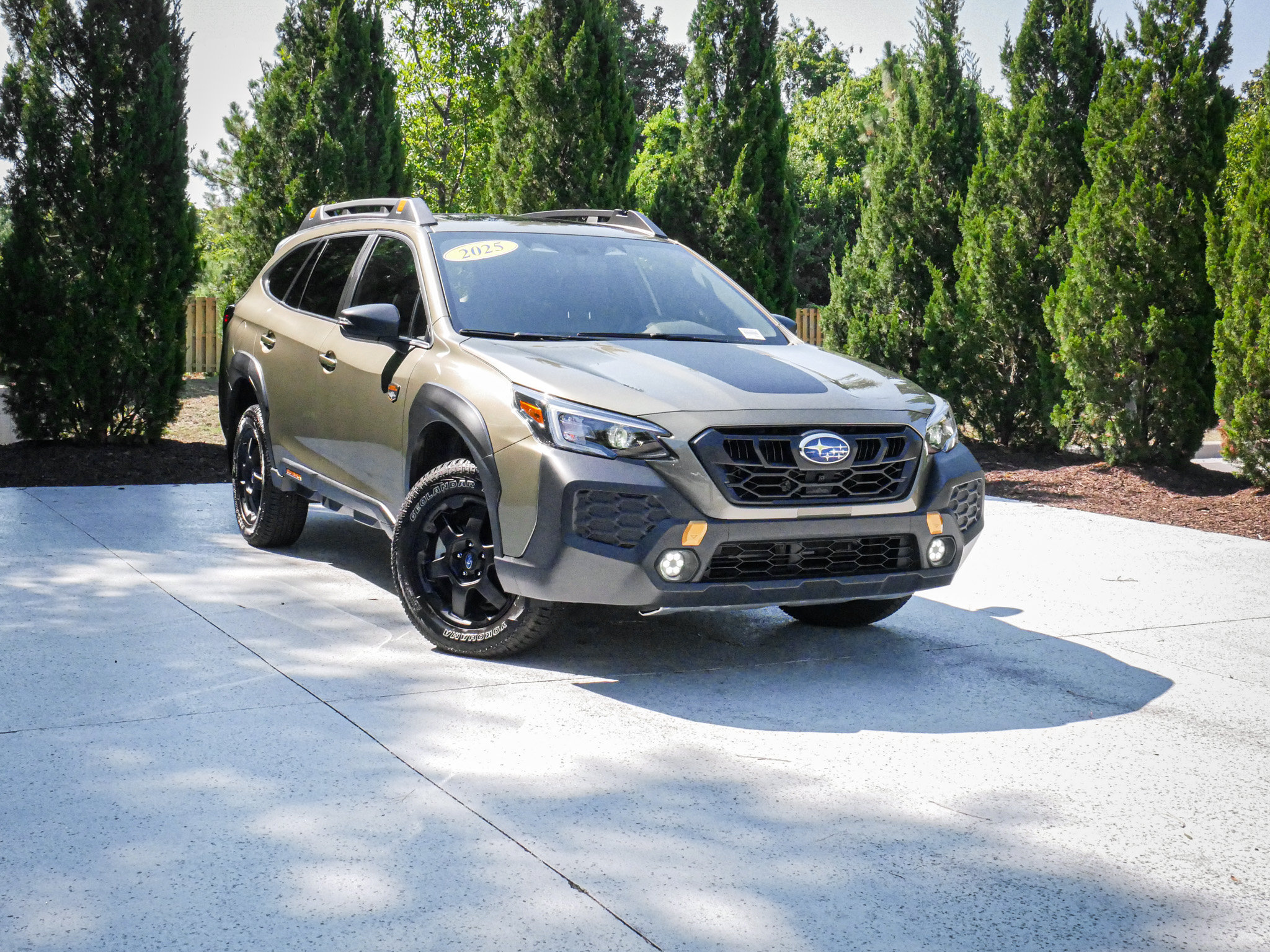 Used 2025 Subaru Outback Wilderness AWD/4WD image 2