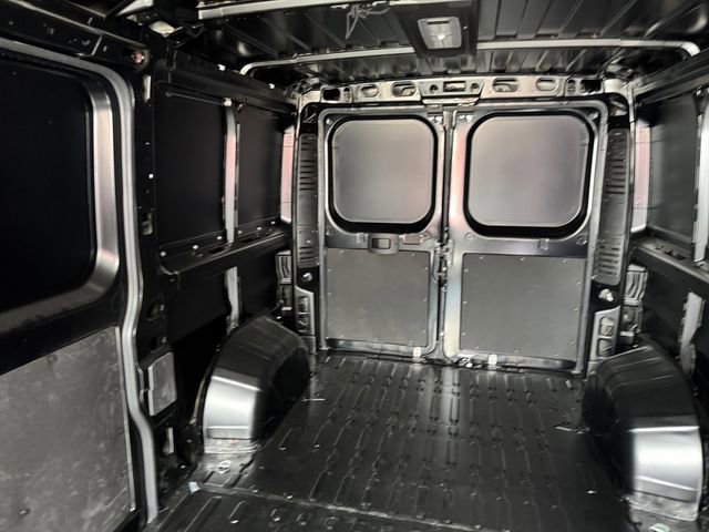 New 2026 RAM ProMaster 2500 w/ Quick Order Package 22G SLT image 16