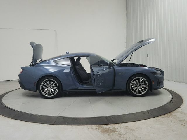Used 2026 Ford Mustang GT Premium RWD image 17