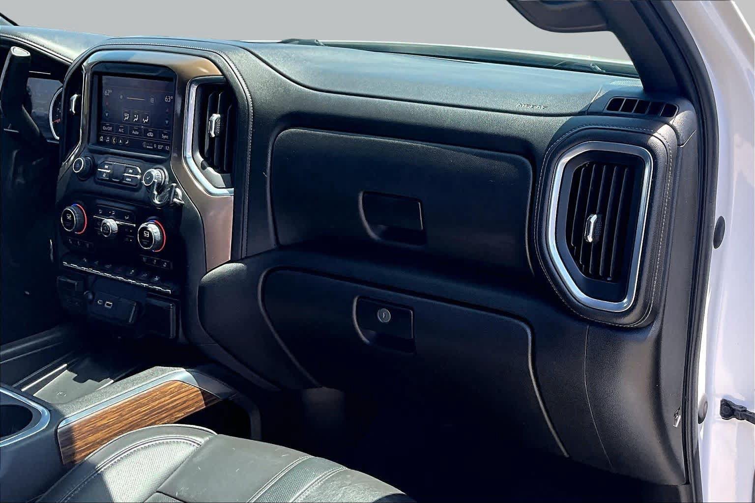 Used 2022 Chevrolet Silverado 1500 High Country AWD/4WD image 19
