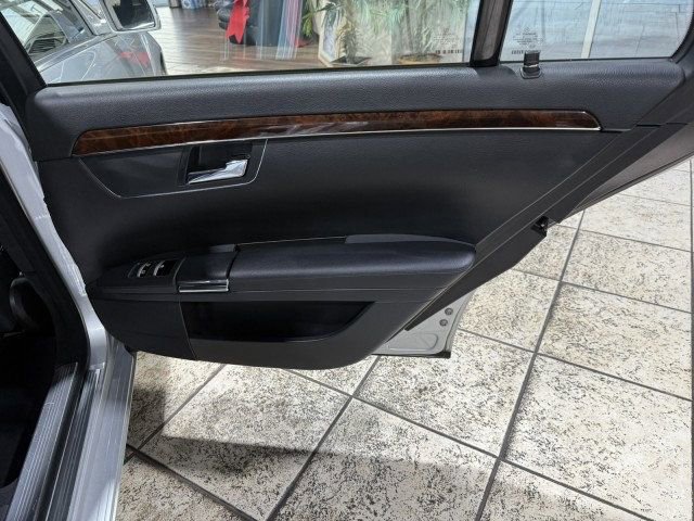 Used 2010 Mercedes-Benz S 550 4MATIC image 20