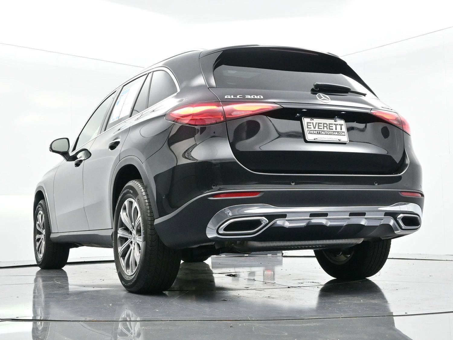 Used 2024 Mercedes-Benz GLC 300 4MATIC image 44