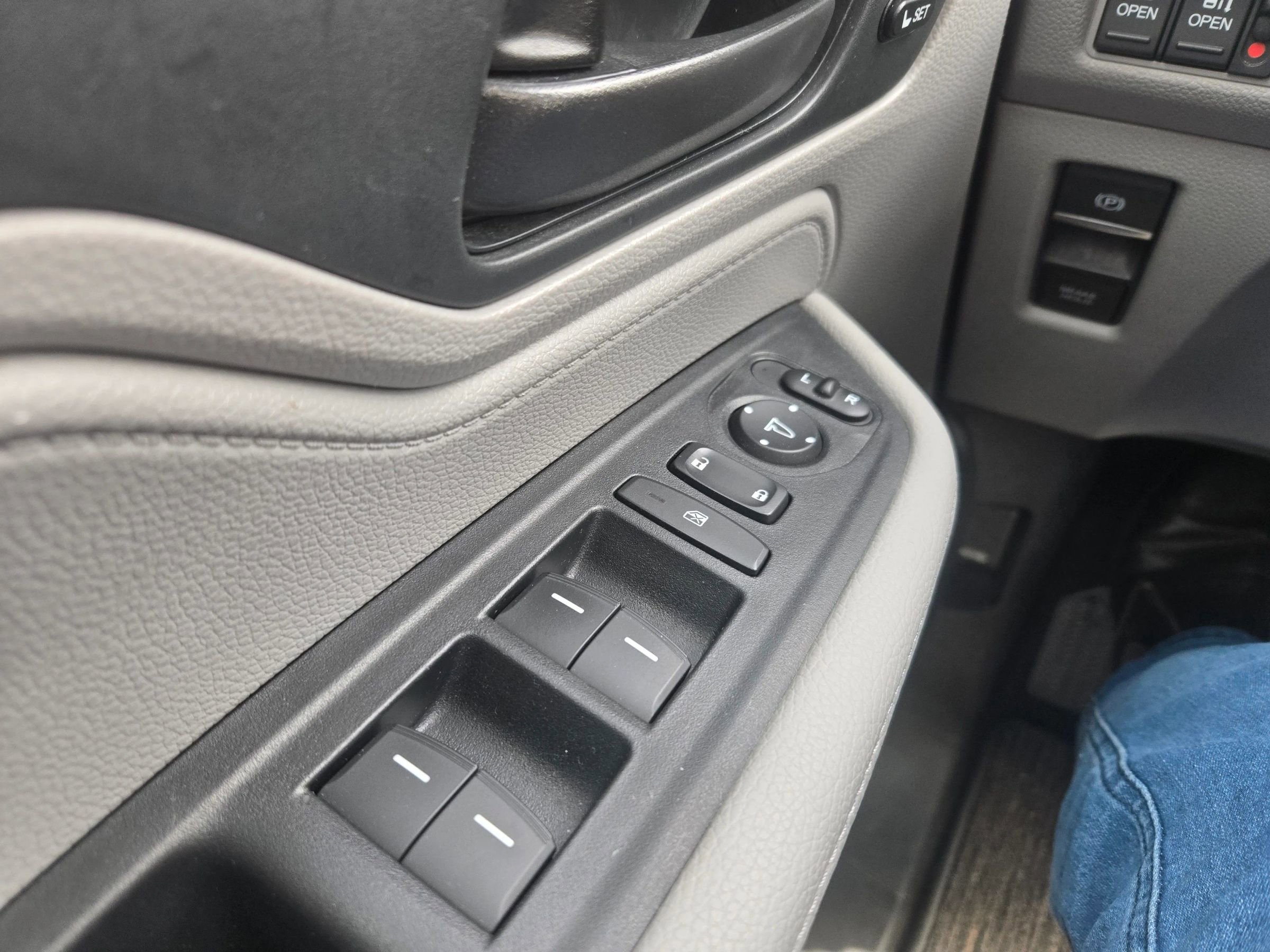 Used 2024 Honda Odyssey EX-L image 39