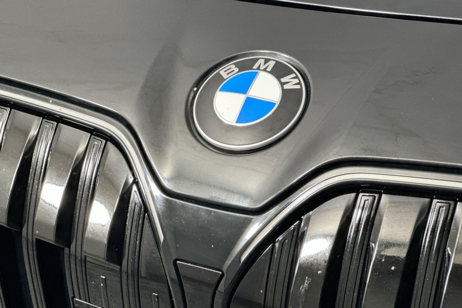Used 2026 BMW 740i xDrive AWD/4WD image 15
