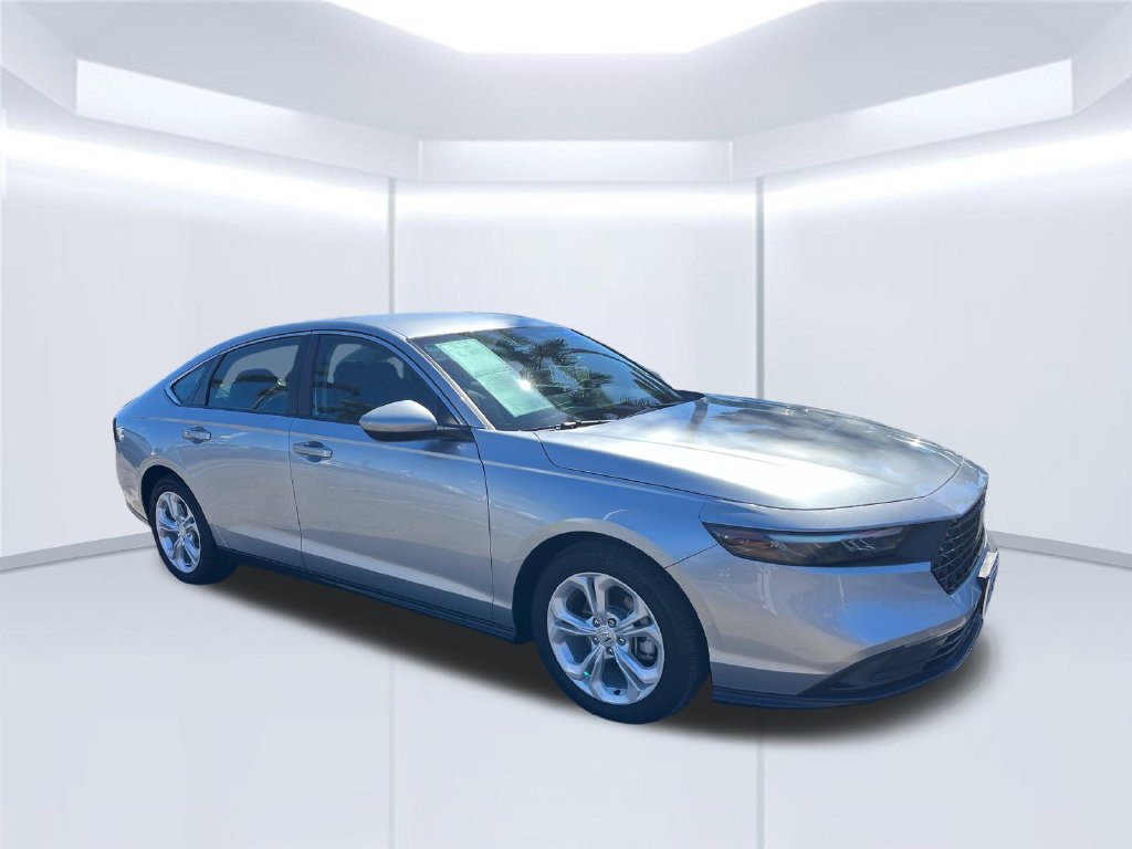Used 2025 Honda Accord LX image 7