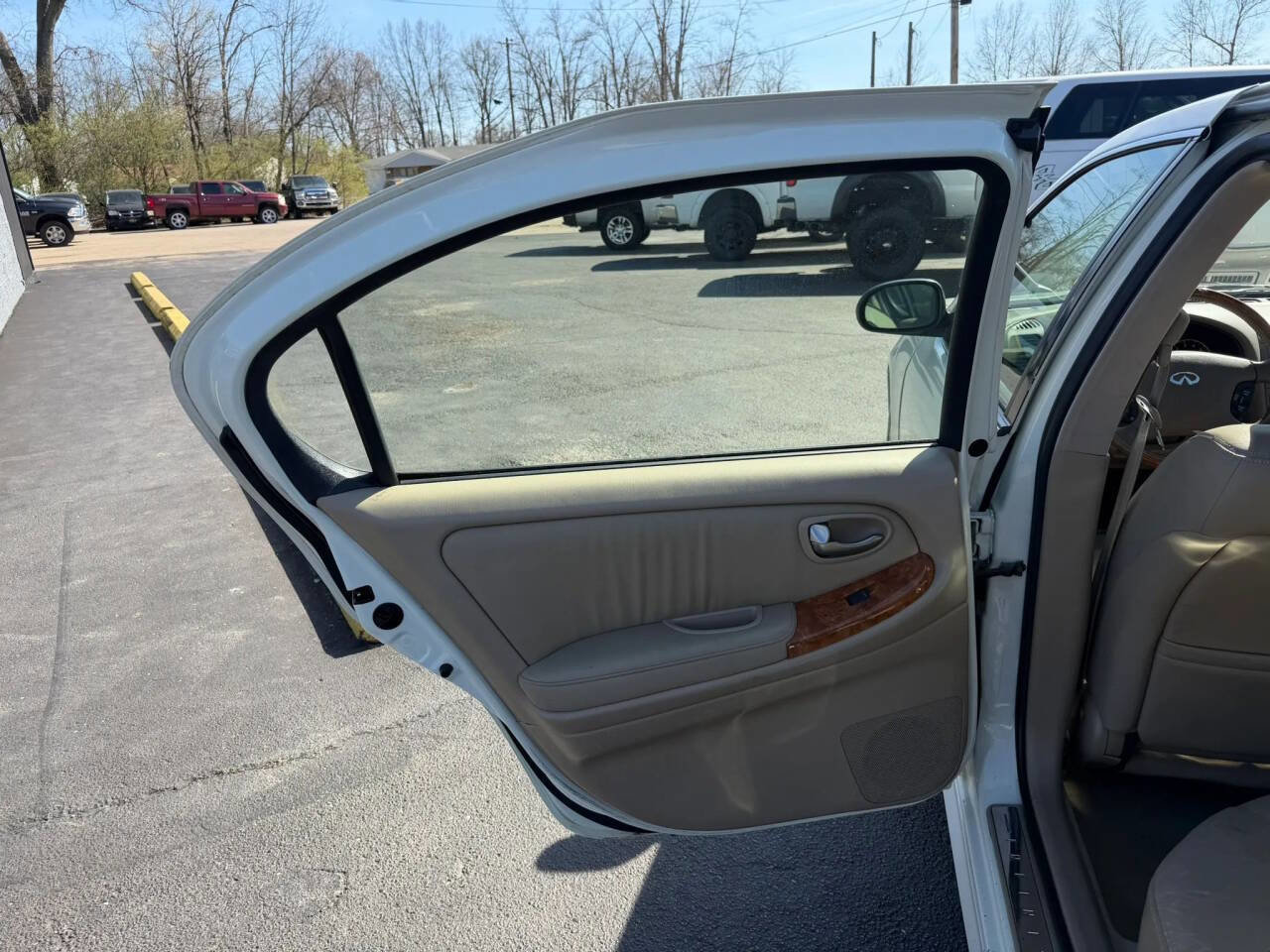 Used 2004 INFINITI I35 image 16