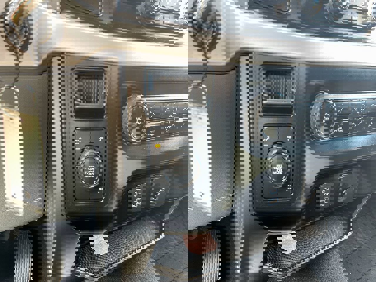 Used 2023 Ford F150 XLT image 23