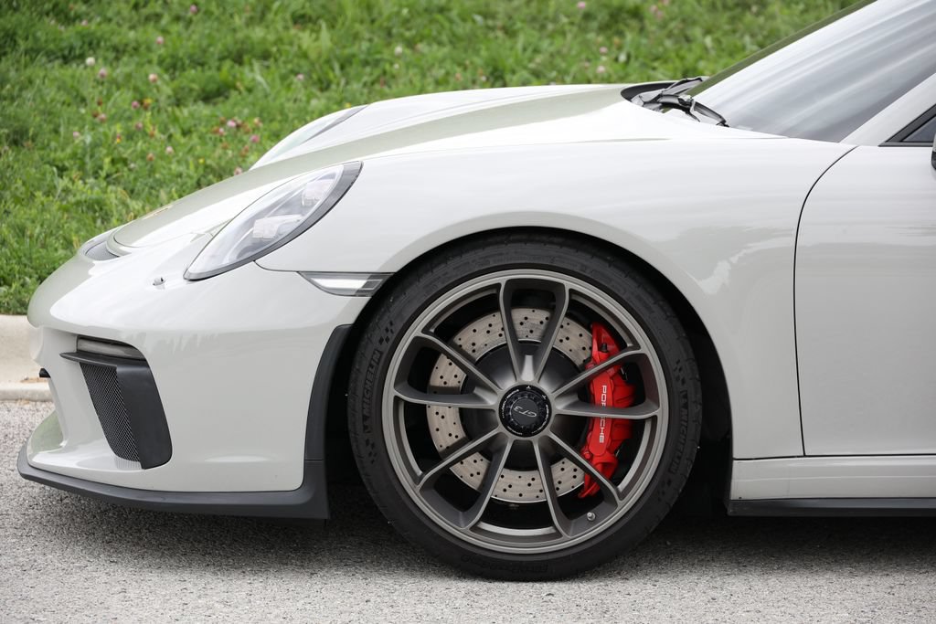 Certified 2018 Porsche 911 GT3 RWD image 22