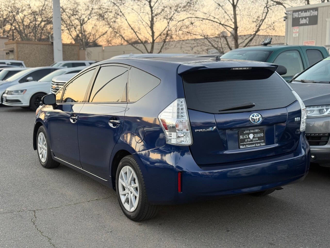 Used 2014 Toyota Prius V Three FWD image 7
