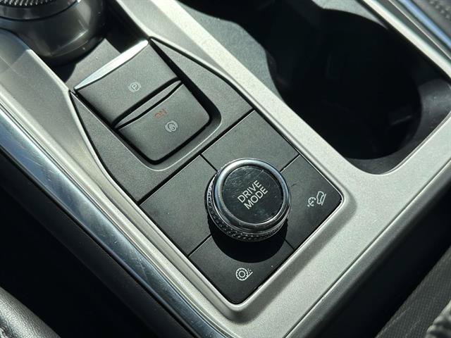 Used 2023 Ford Explorer XLT w/ Equipment Group 202A AWD/4WD image 22